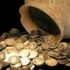 Пенсіонери знайшли на городі 90 срібних чеських монет XIV-XV ст