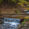 Водоспади, туман і жовте листя: осінні Карпати на світлинах волинянина