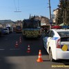 Аварія у Луцьку: тролейбус наїхав на дівчину