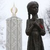 У ролику до Дня пам'яті жертв Голодомору оживили дівчинку зі столичного меморіалу