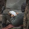 «Мистецтво війни» і «Шлях самурая»: що читають українські воїни в окопах 