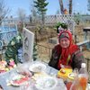 Омити ікони та відвідати обід: прикмети Поминальної неділі