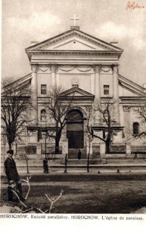 Опублікували старі фото костелу в Горохові
