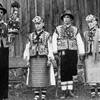 Автентичне українське вбрання на старовинних весільних фото