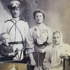 Луцький городовий на фото 1903 року
