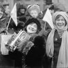 У 1919 році американський Конгрес дозволив жінкам голосувати