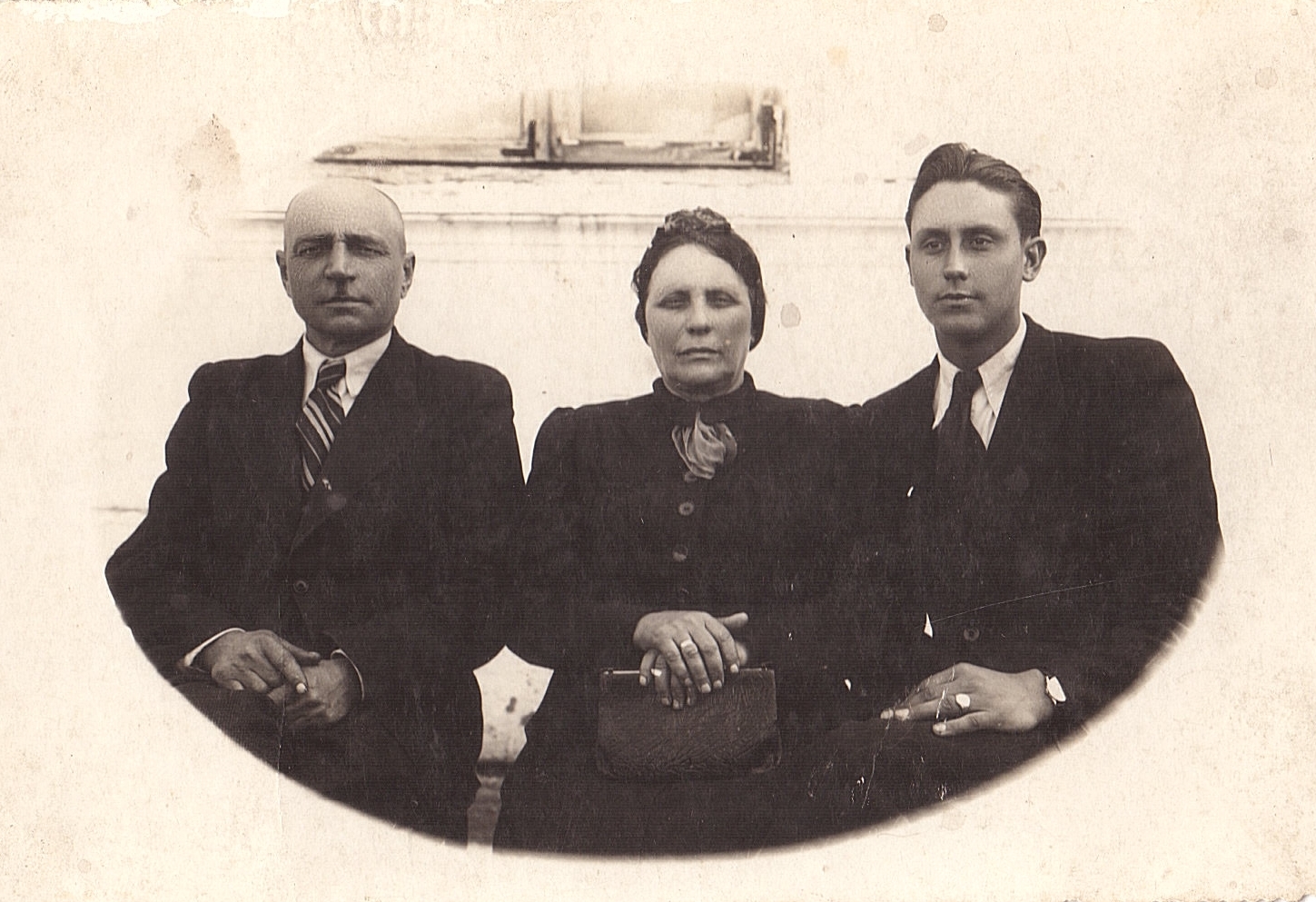 Світлини із похоронів у Луцьку 1920 – 1930-х