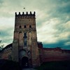 Грозові хмари, навислі над Старим містом. Фото