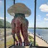 У Києві на станції метро поставлять величезну скульптуру з пакетів