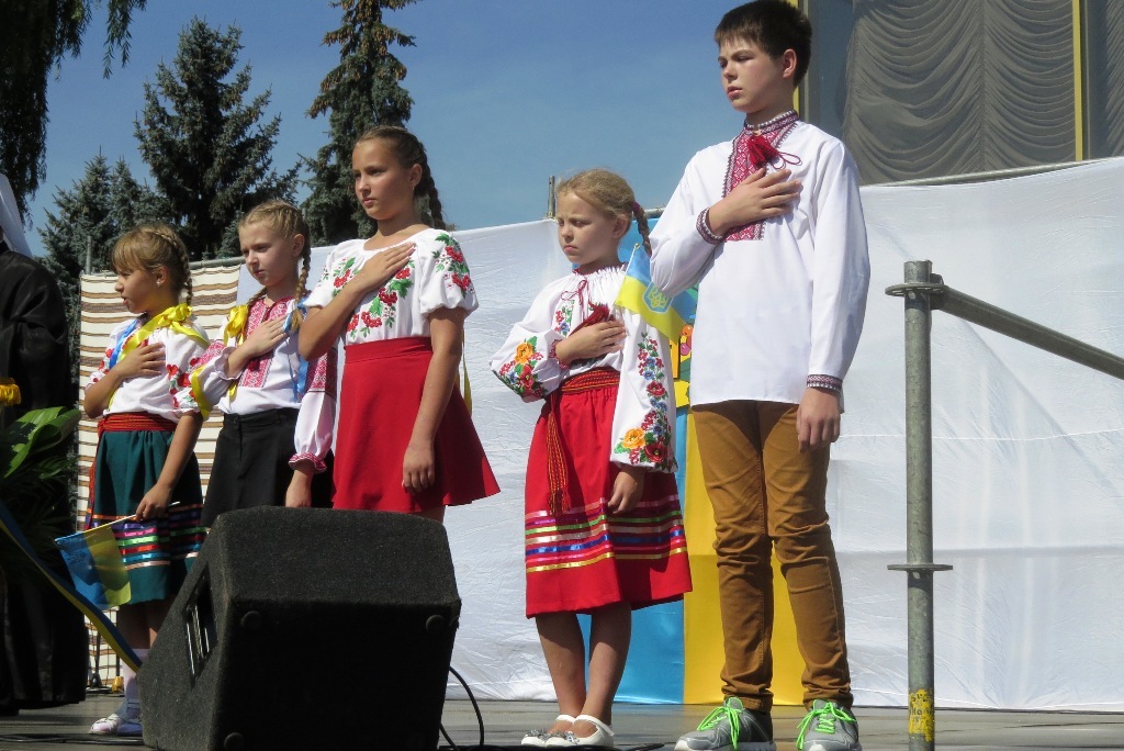У Луцьку – акція «Українська вишиванка»