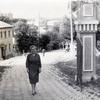 Серп і молот та костел на задньому плані: світлина Горохова 1960-х 