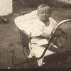 Дитячі ретро-візочки на вулицях Луцька
