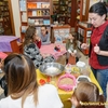 Лучан навчали виготовляти смаколики для птахів