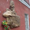 У Володимирі-Волинському хочуть демонтувати пам’ятну дошку на стіні дзвіниці