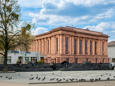 Нездійснені історичні проєкти на Театральному майдані в Луцьку