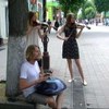 У Луцьку скрипальки виконують музичні хіти